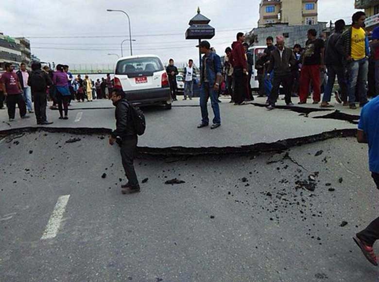 First photos from Kathmandu of 7.5 magnitude.
