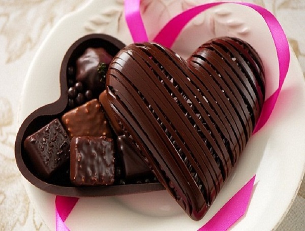 Happy Chocolate Day Date